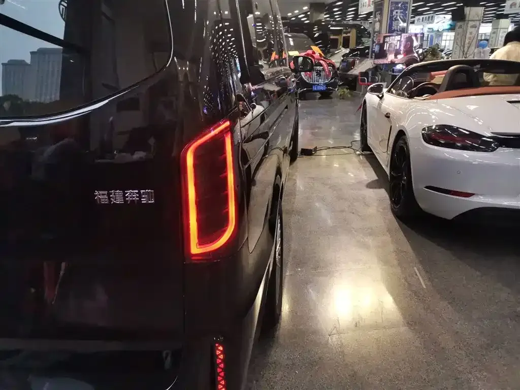 Mercedes-Benz Vito 2023 из CN, фото 8