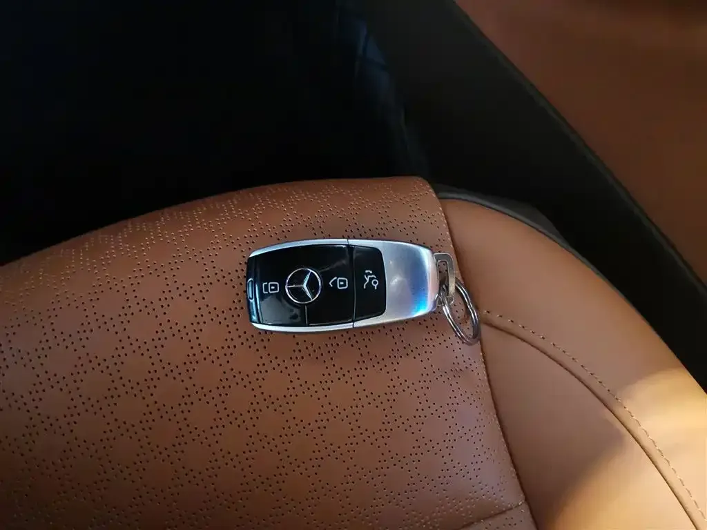 Mercedes-Benz Vito 2023 из CN, фото 9