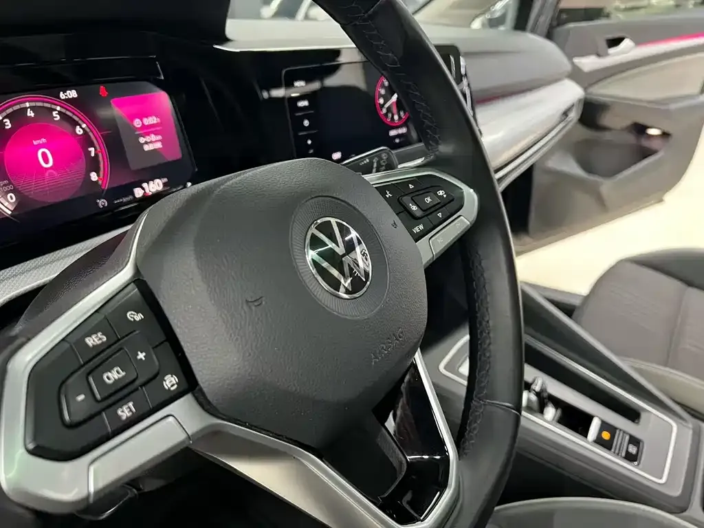 Volkswagen Golf 2021 из CN, фото 6