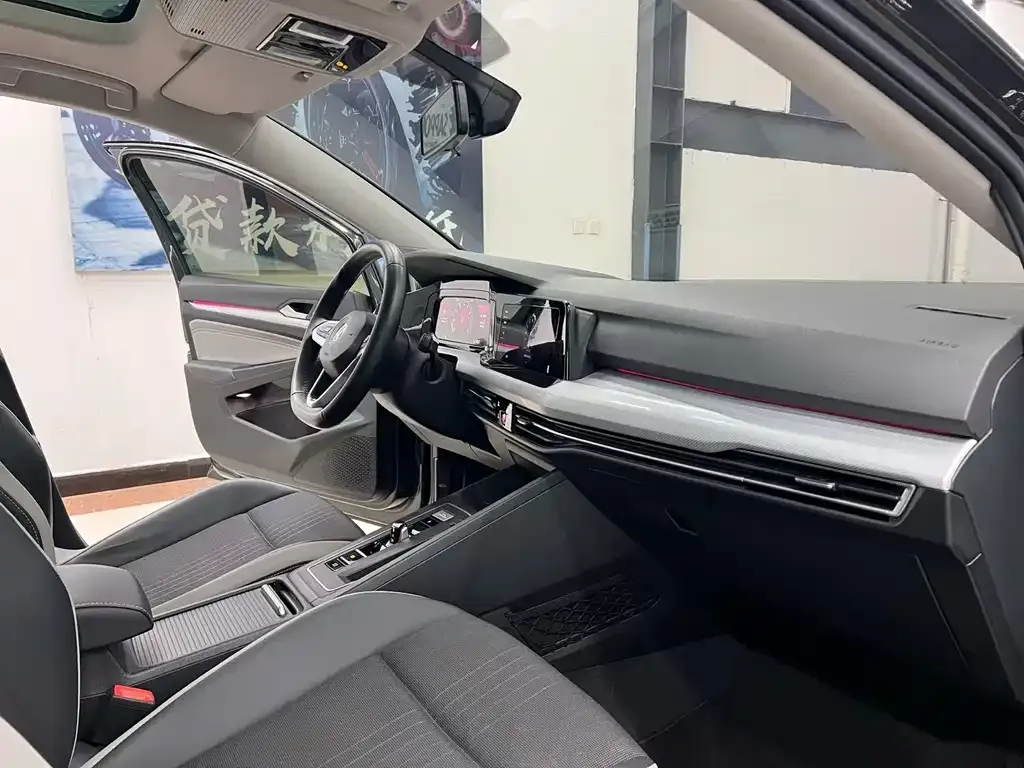 Volkswagen Golf 2021 из CN, фото 8