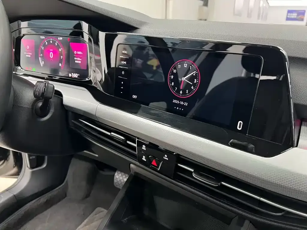 Volkswagen Golf 2021 из CN, фото 9