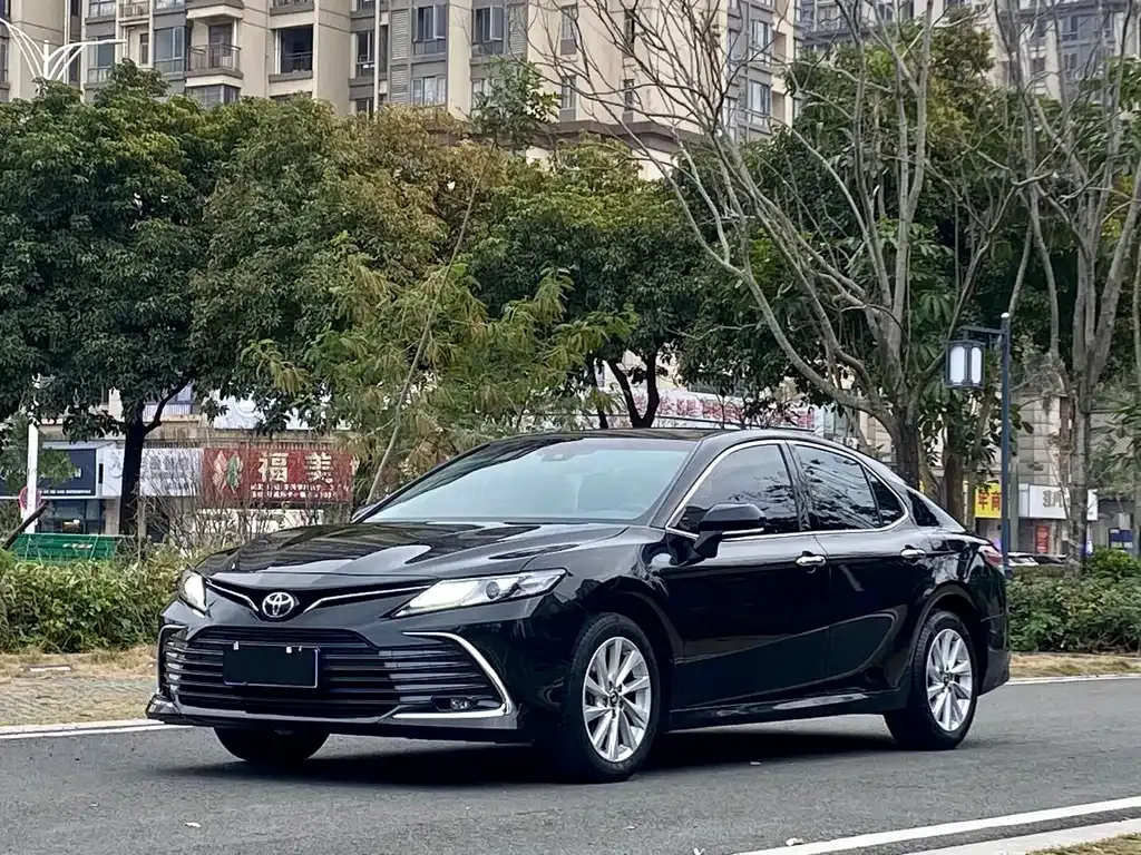 Toyota Camry 2022 из CN, фото 1