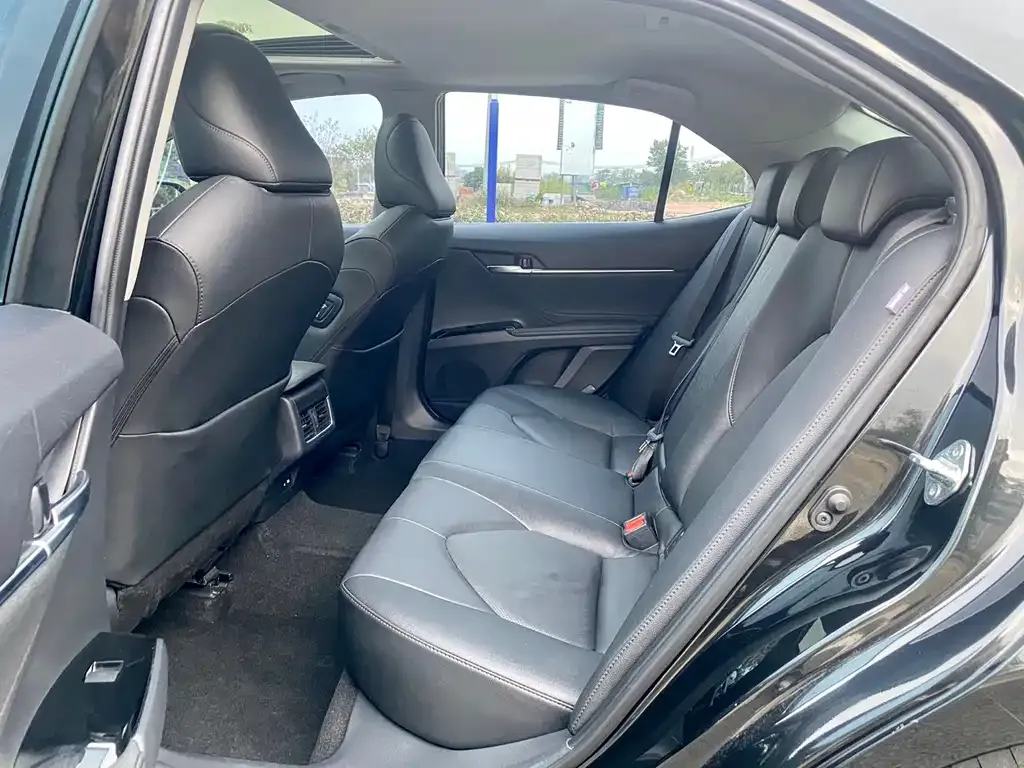 Toyota Camry 2022 из CN, фото 9