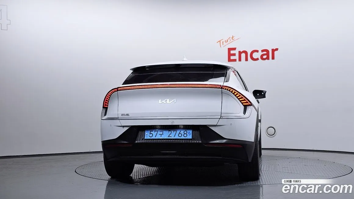 Kia EV6 — фото 4