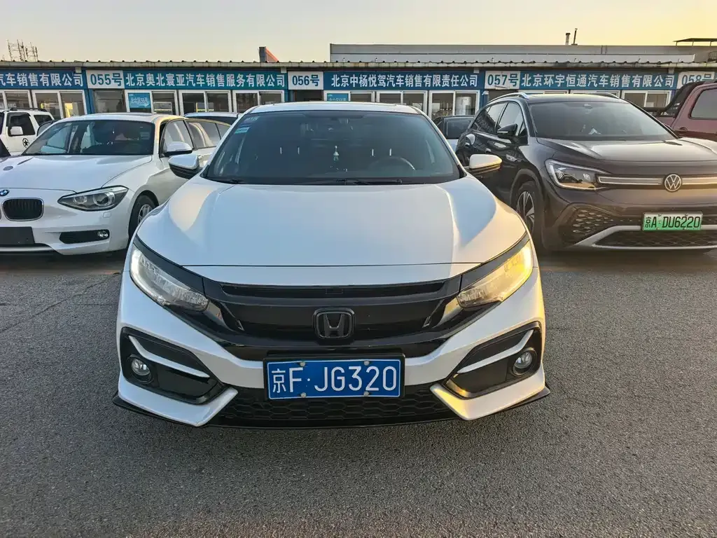 Honda Civic 2022 из CN, фото 2