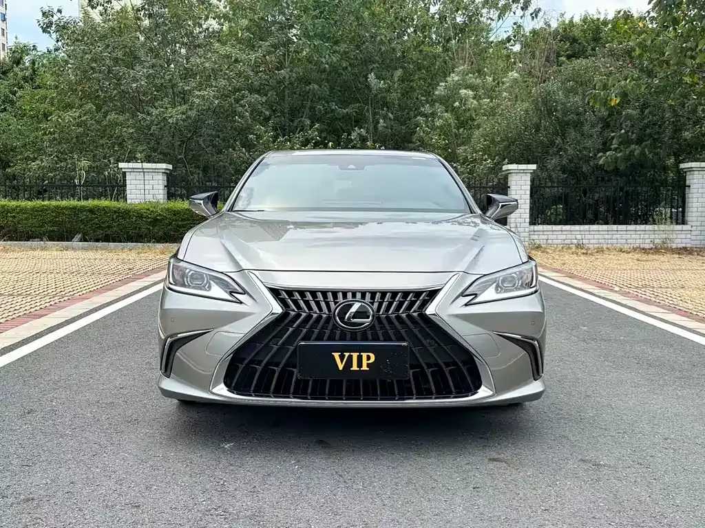 Lexus ES 2024 из CN, фото 2