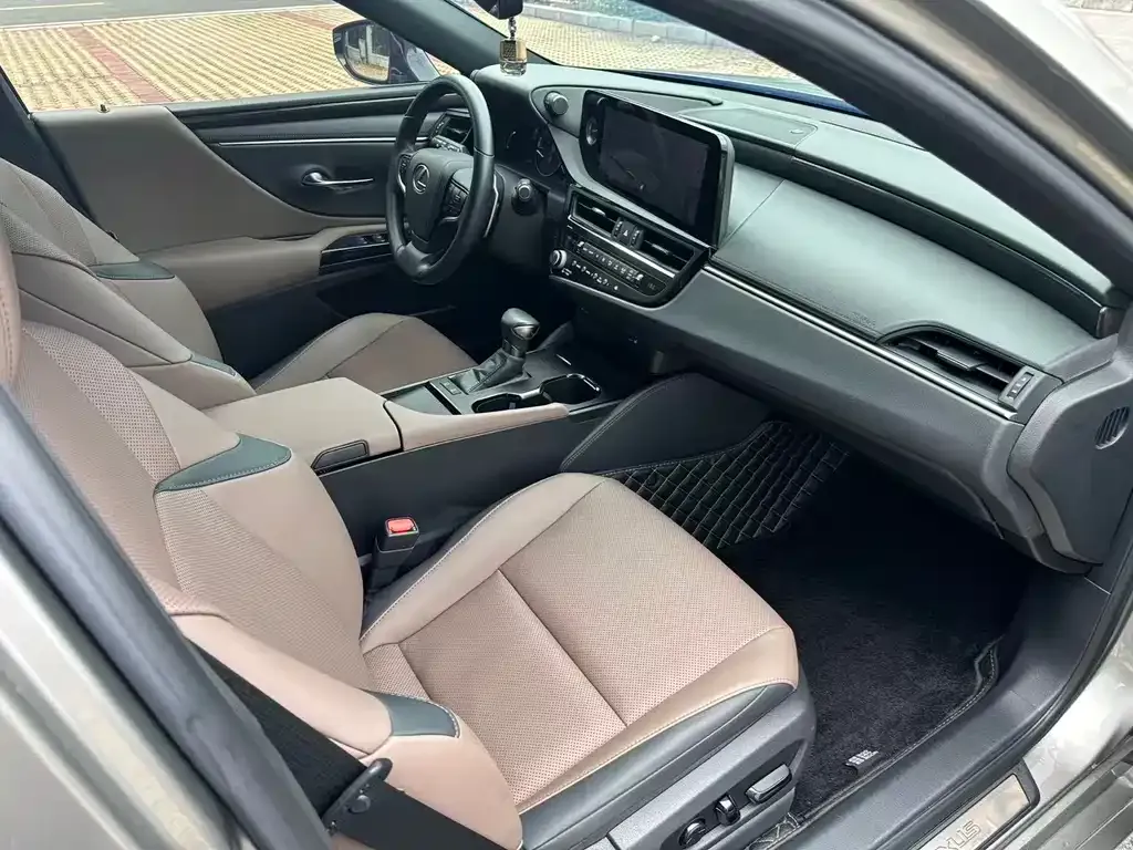 Lexus ES 2024 из CN, фото 7