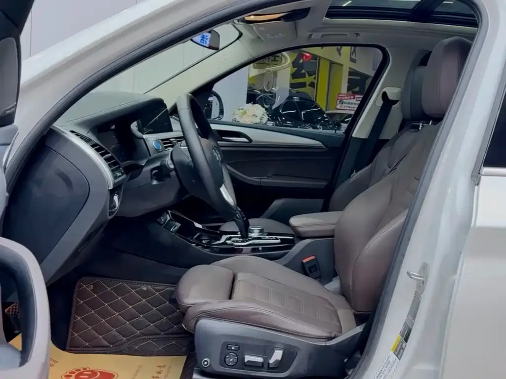 BMW iX3 2021 из CN, фото 8