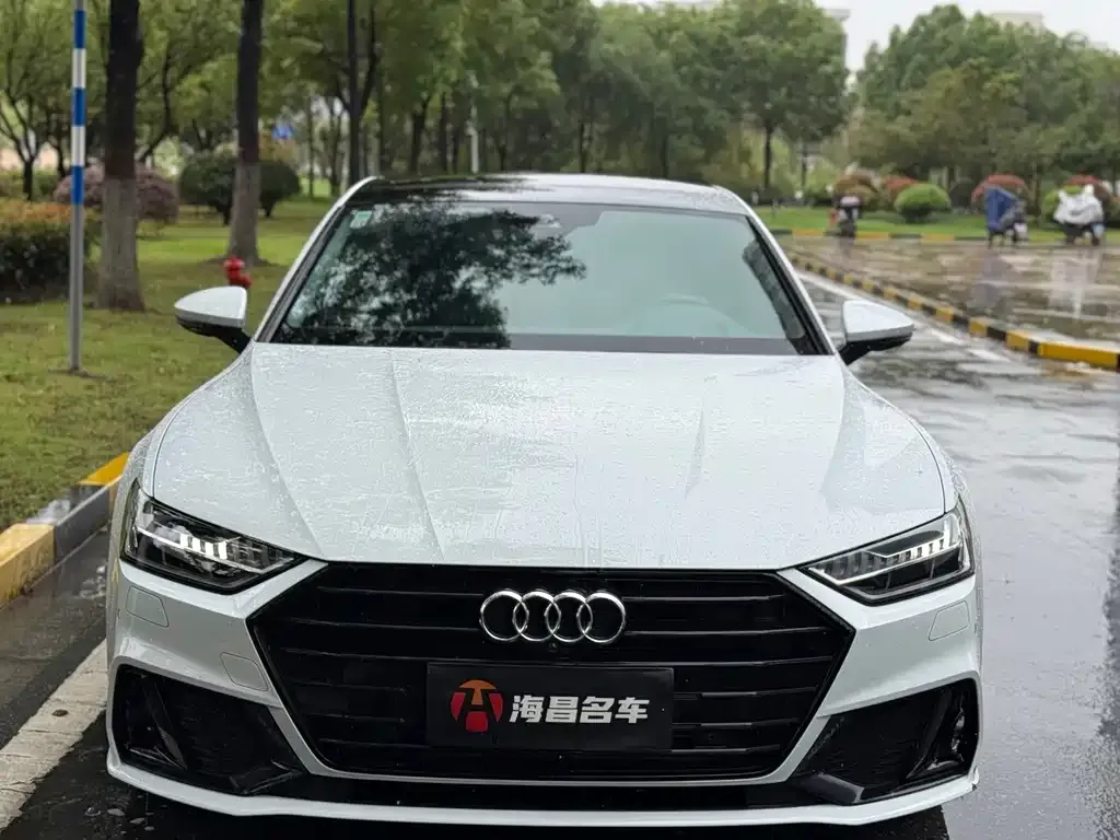 Audi A7 2022 из CN, фото 2