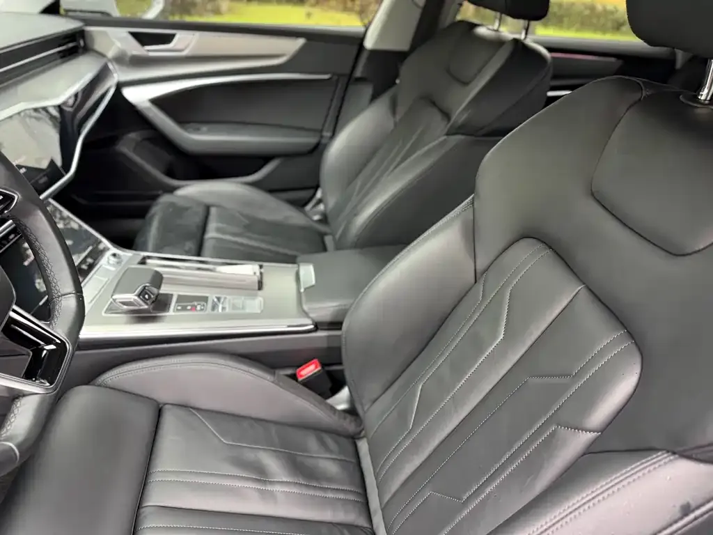 Audi A7 2022 из CN, фото 8