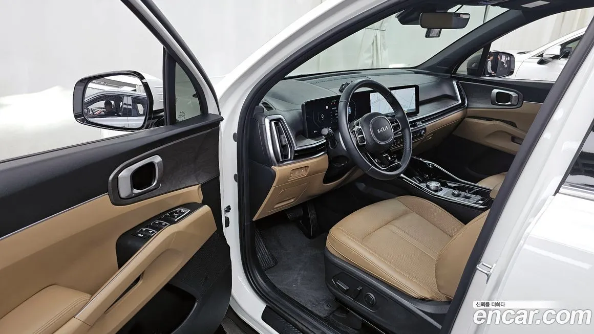 Kia Sorento — фото 10