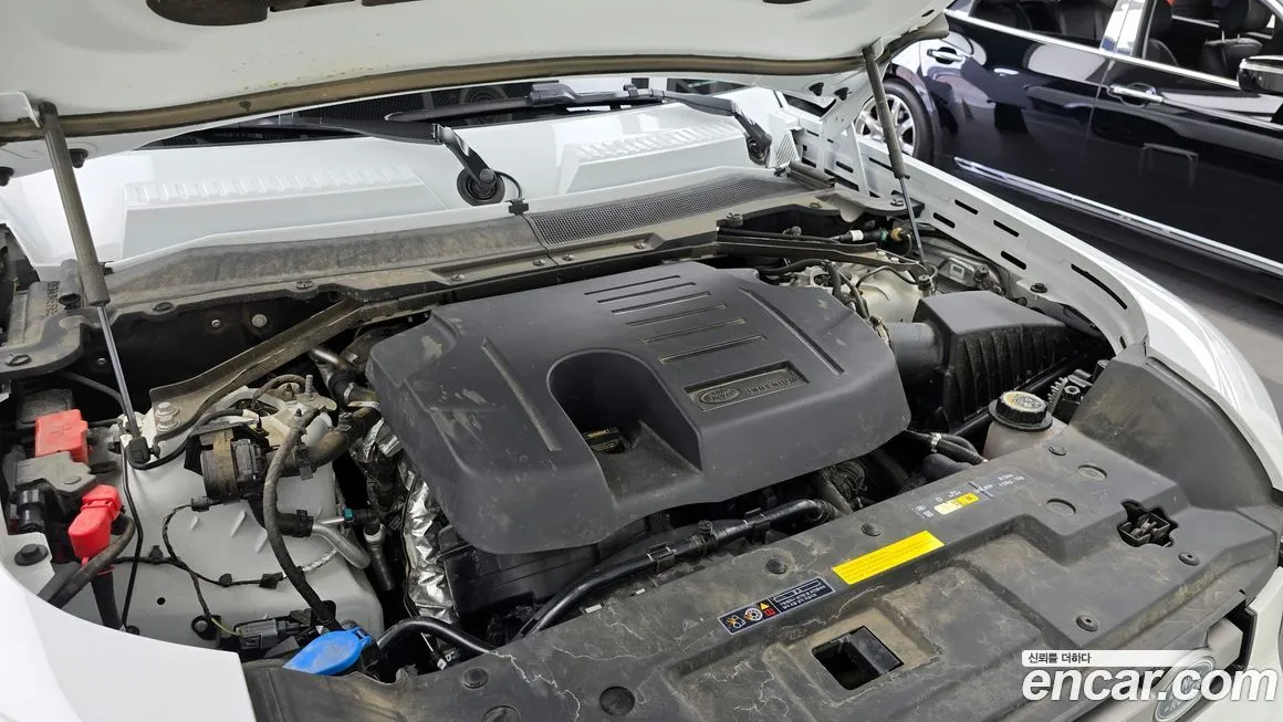 Land Rover Defender 2024 из KR, фото 6