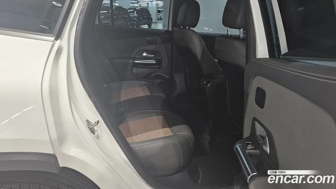 Mercedes-Benz EQA 2021 из KR, фото 9