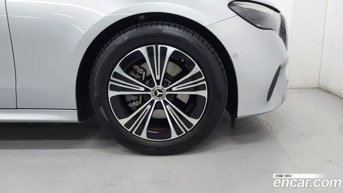 Mercedes-Benz E-Class 2025 из KR, фото 5