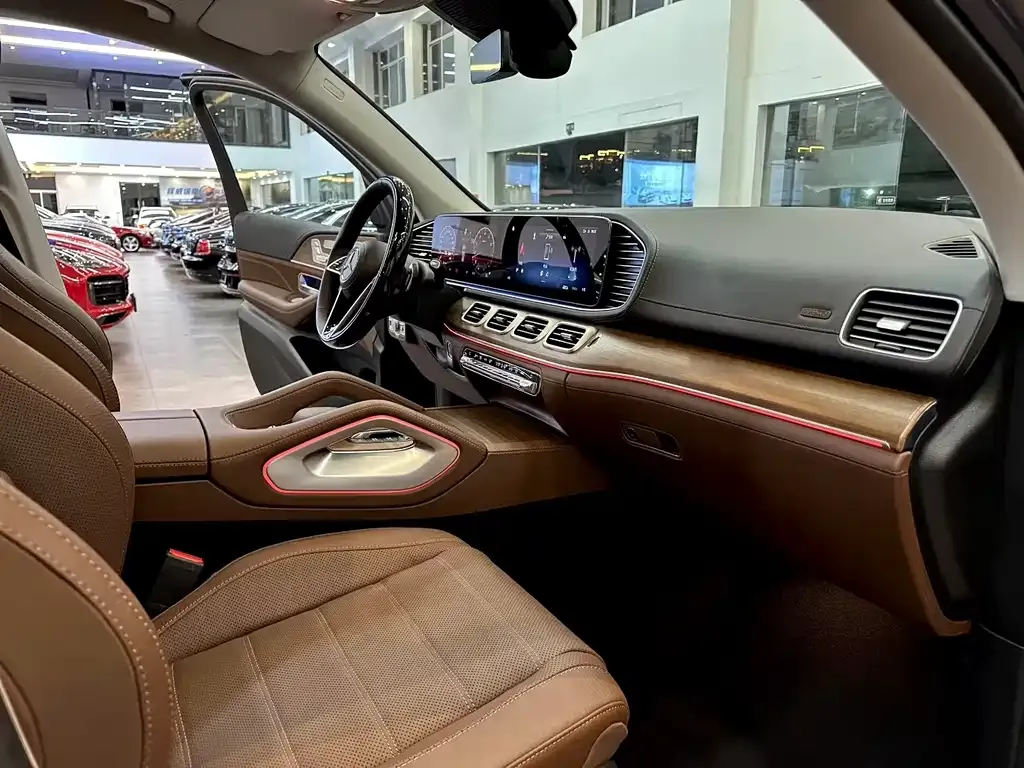 Mercedes-Benz GLS 2024 из CN, фото 8