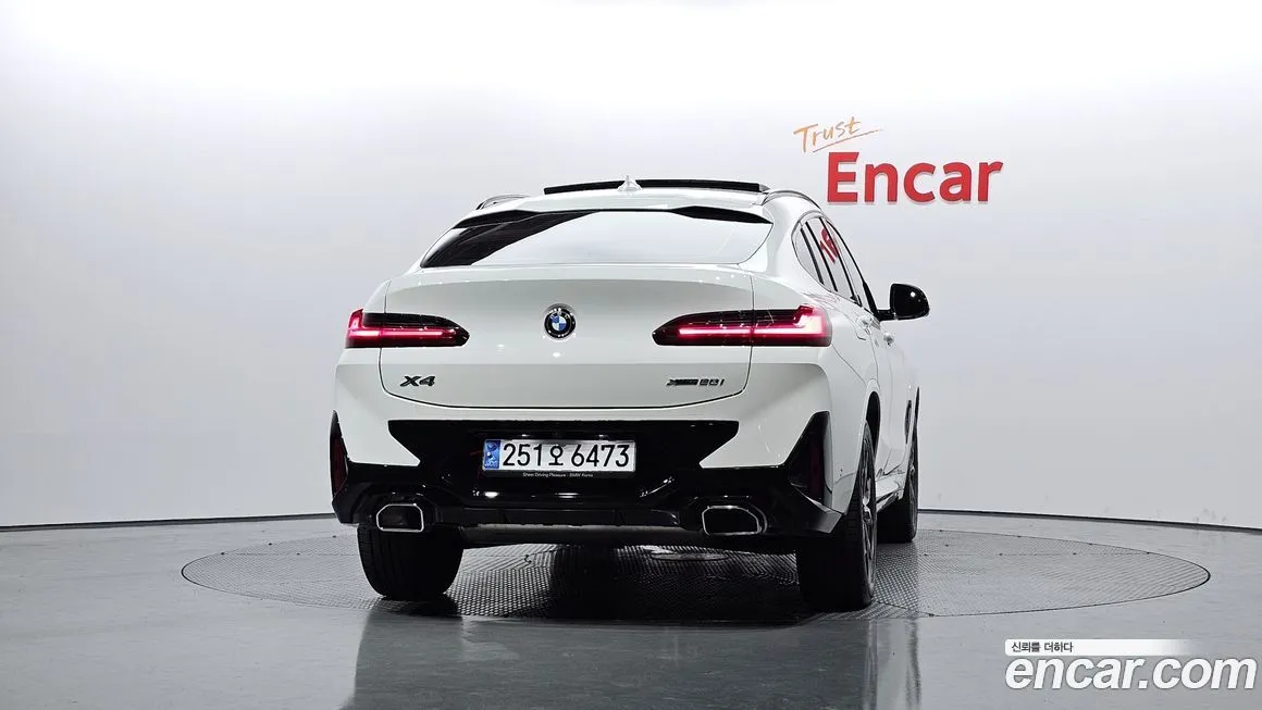 BMW X4 2023 из KR, фото 4