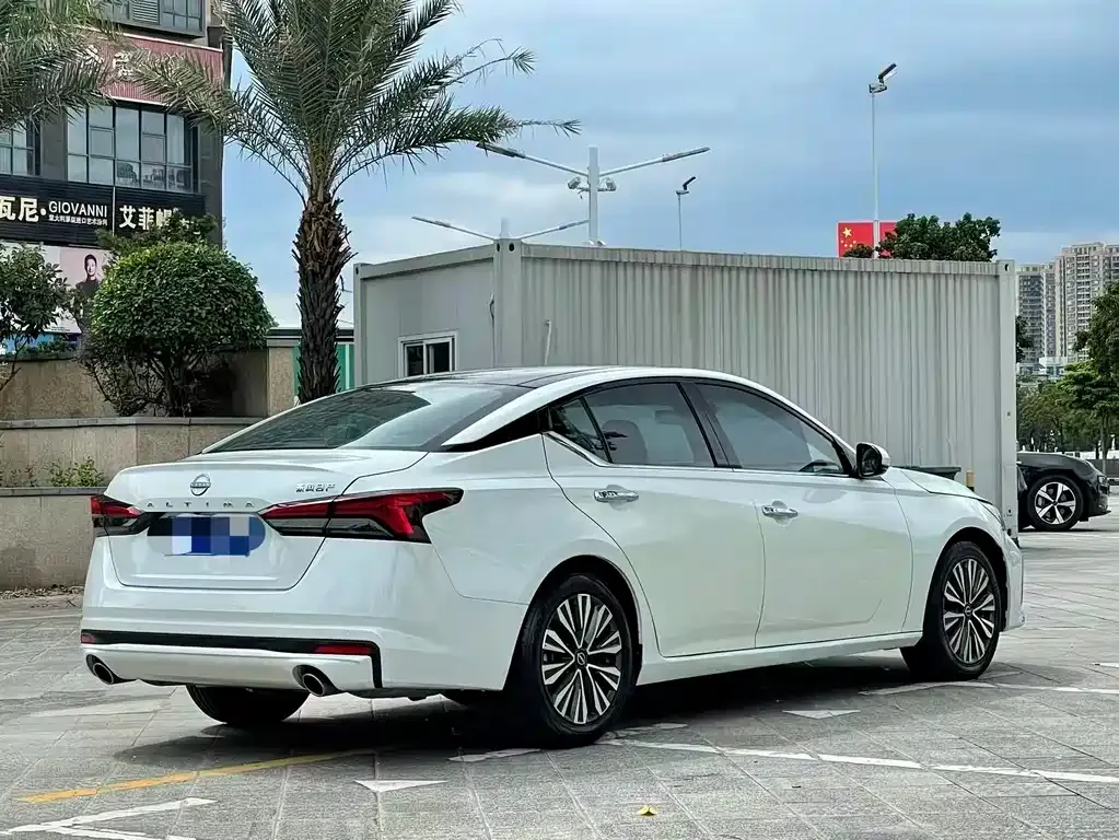 Nissan Teana 2023 из CN, фото 4