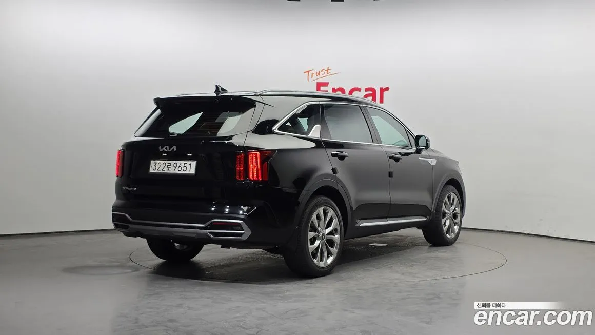 Kia Sorento 2023 из KR, фото 2