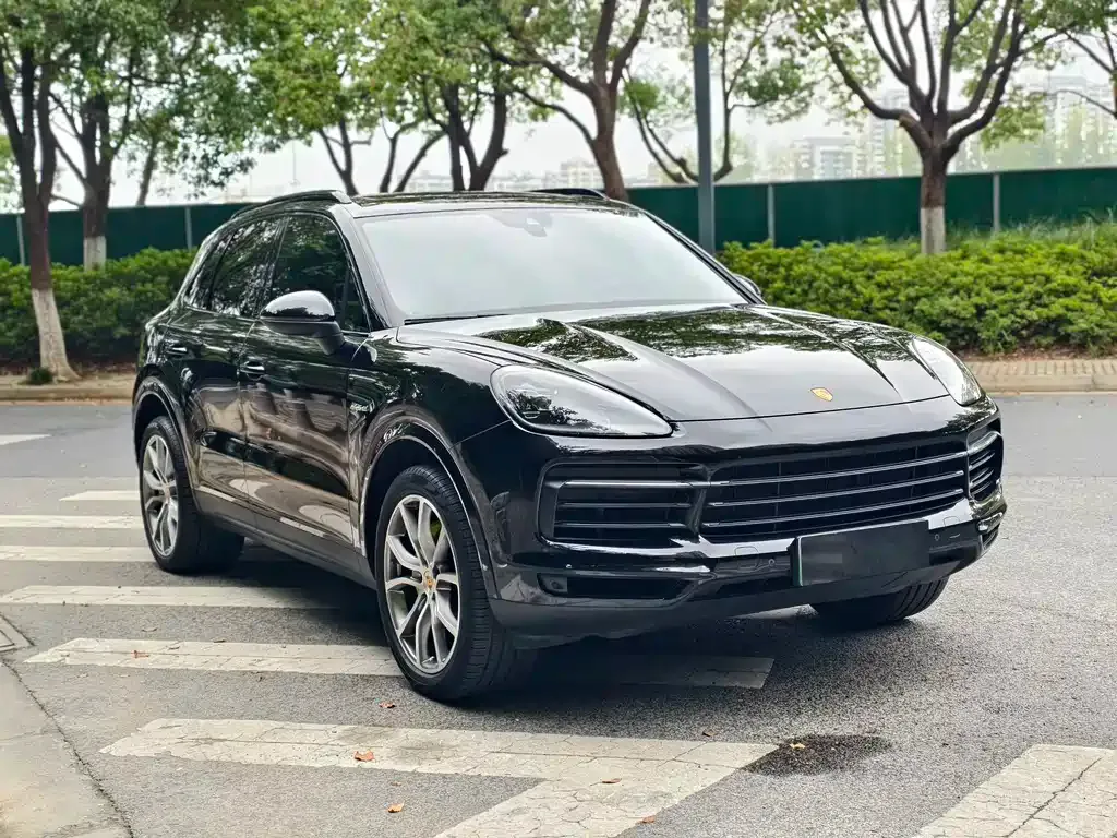 Porsche Cayenne Hybrid 2023 из CN, фото 3