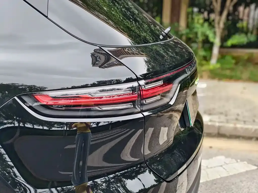 Porsche Cayenne Hybrid 2023 из CN, фото 8