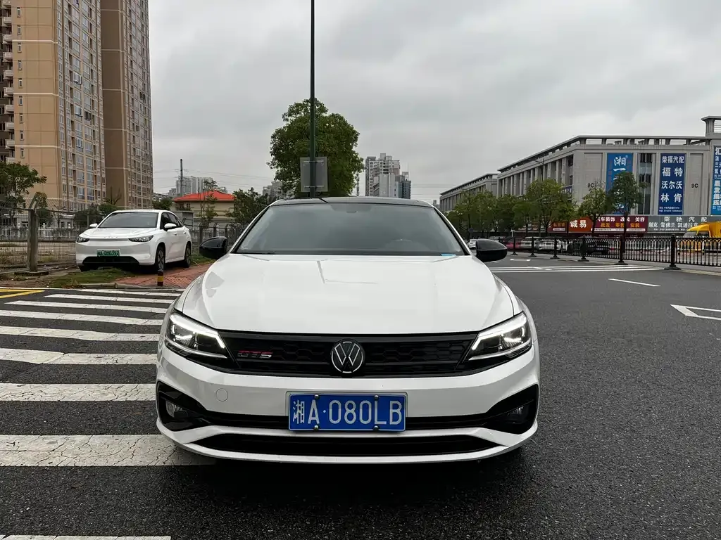 Volkswagen Lamando 2021 из CN, фото 2
