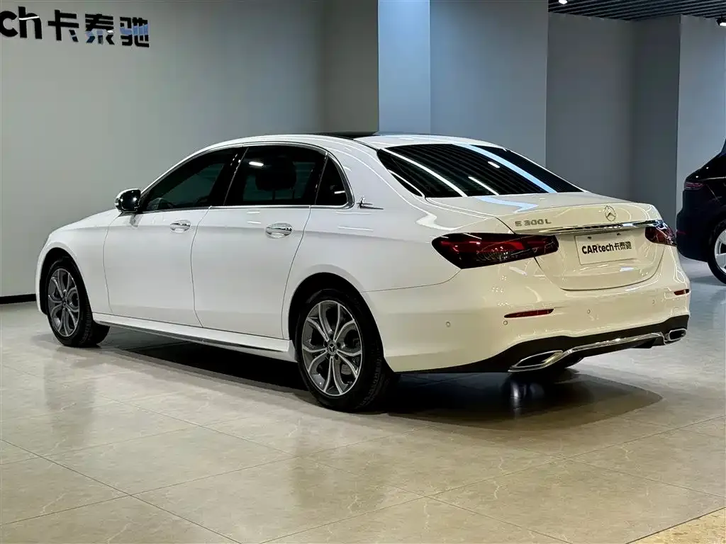 Mercedes-Benz E-Class 2023 из CN, фото 7