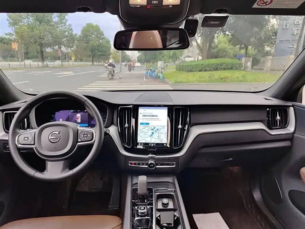 Volvo XC60 2022 из CN, фото 6