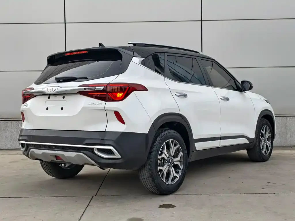 Kia KX3 2023 из CN, фото 3