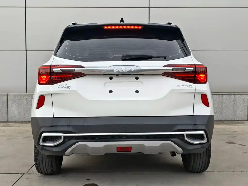Kia KX3 2023 из CN, фото 4