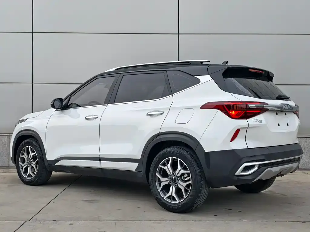 Kia KX3 2023 из CN, фото 5
