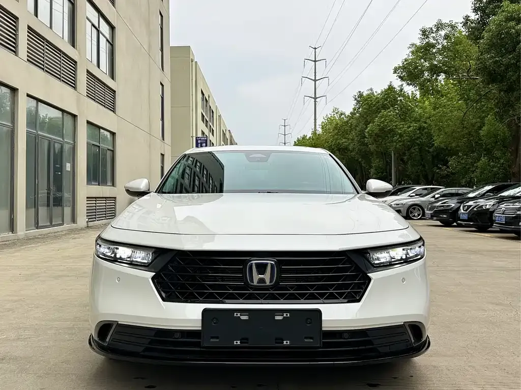 Honda Accord New Energy 2024 из CN, фото 2