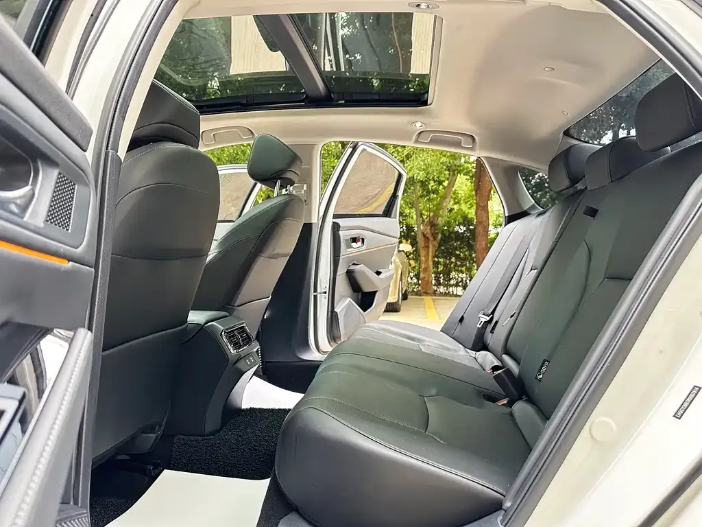 Honda Accord New Energy 2024 из CN, фото 5