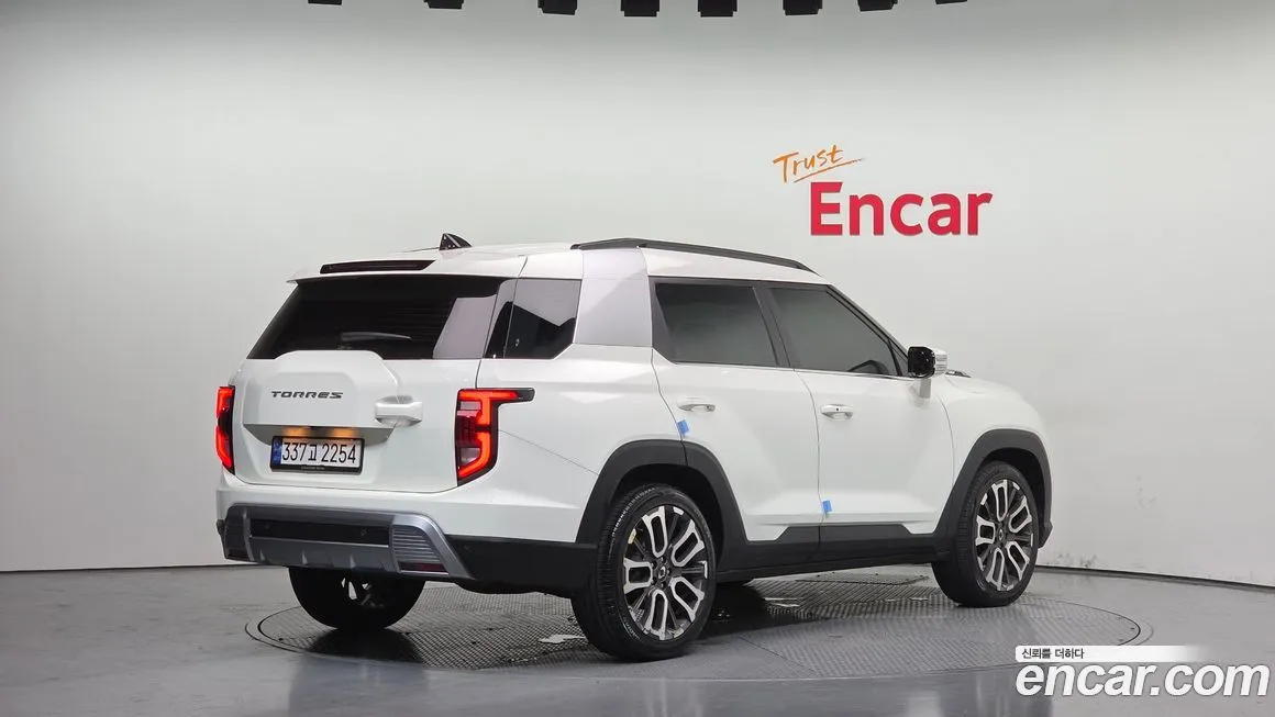 KG Mobility (Ssangyong) Torres 2023 из KR, фото 2
