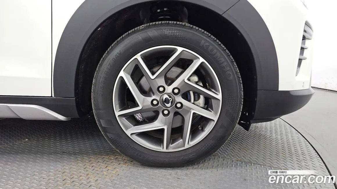 KG Mobility (Ssangyong) TIBOLI 2025 из KR, фото 5