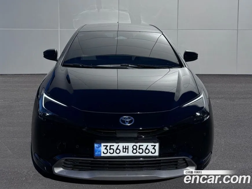 Toyota Prius 2024 из KR, фото 3