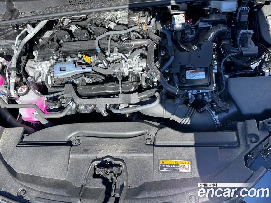 Toyota Prius 2024 из KR, фото 6