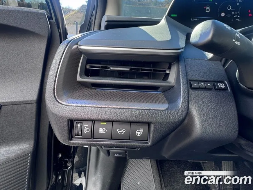 Toyota Prius 2024 из KR, фото 9