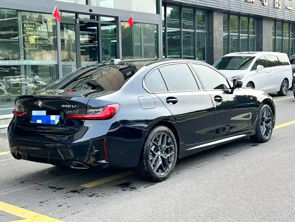 BMW 3 Series 2025 из CN, фото 7