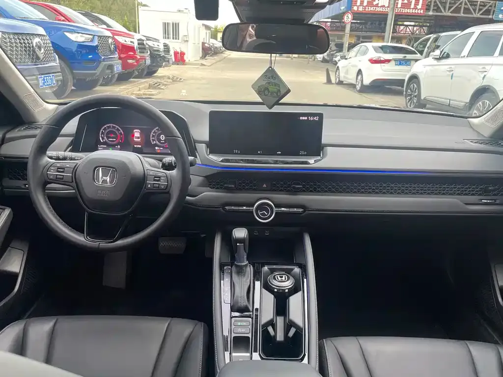 Honda Accord 2024 из CN, фото 9