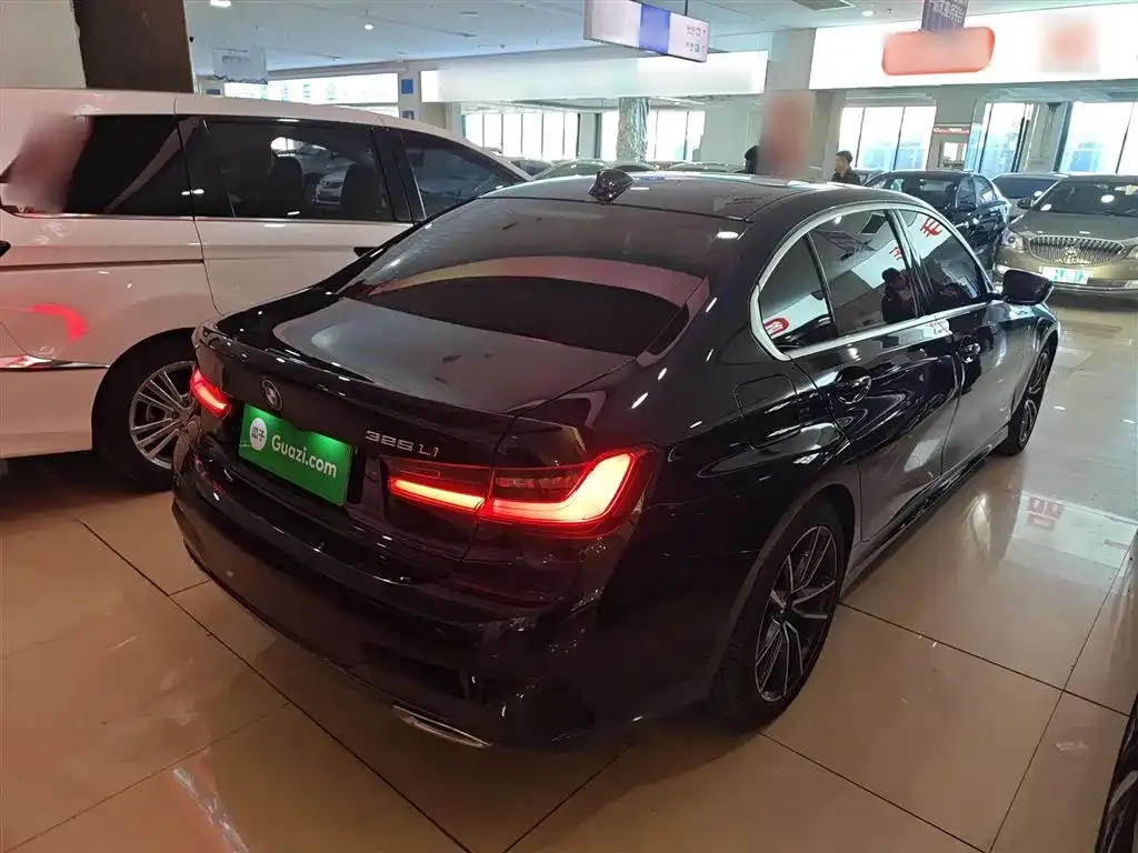 BMW 3 Series 2021 из CN, фото 9