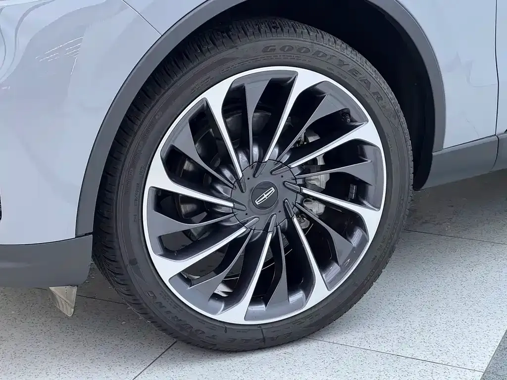 Lincoln Aviator 2024 из CN, фото 8