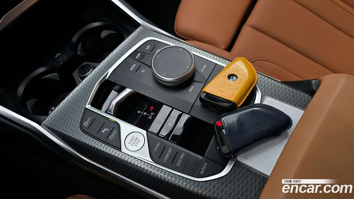 BMW 3-Series 2023 из KR, фото 9