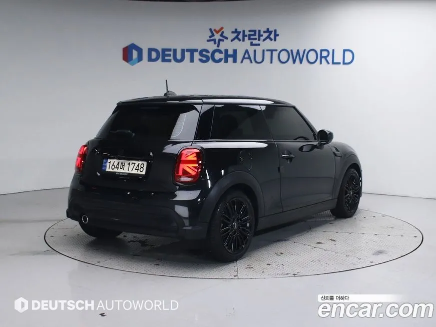 Mini Cooper 2024 из KR, фото 2
