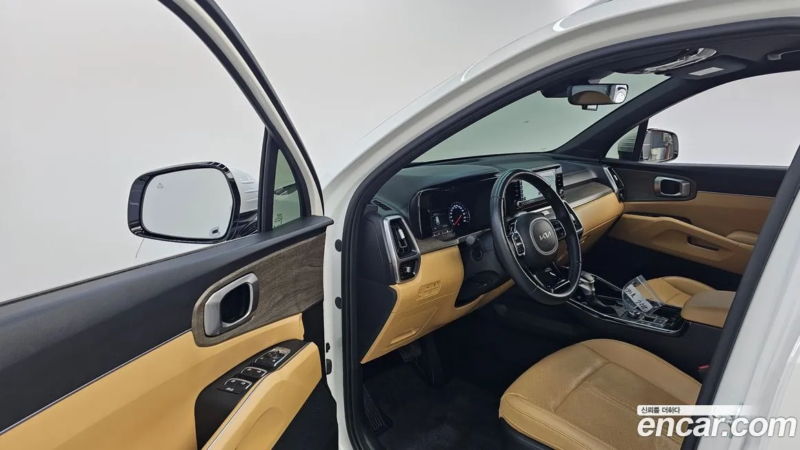Kia Sorento — фото 10