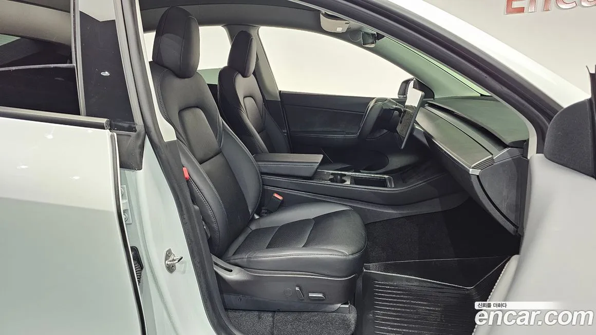 Tesla Model Y 2022 из KR, фото 10