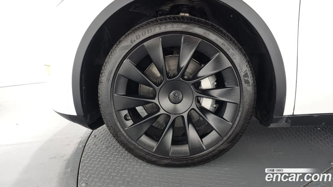 Tesla Model Y 2022 из KR, фото 5