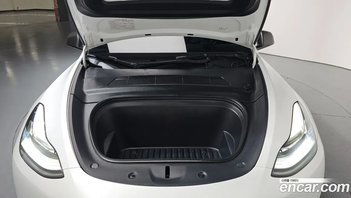 Tesla Model Y 2022 из KR, фото 6