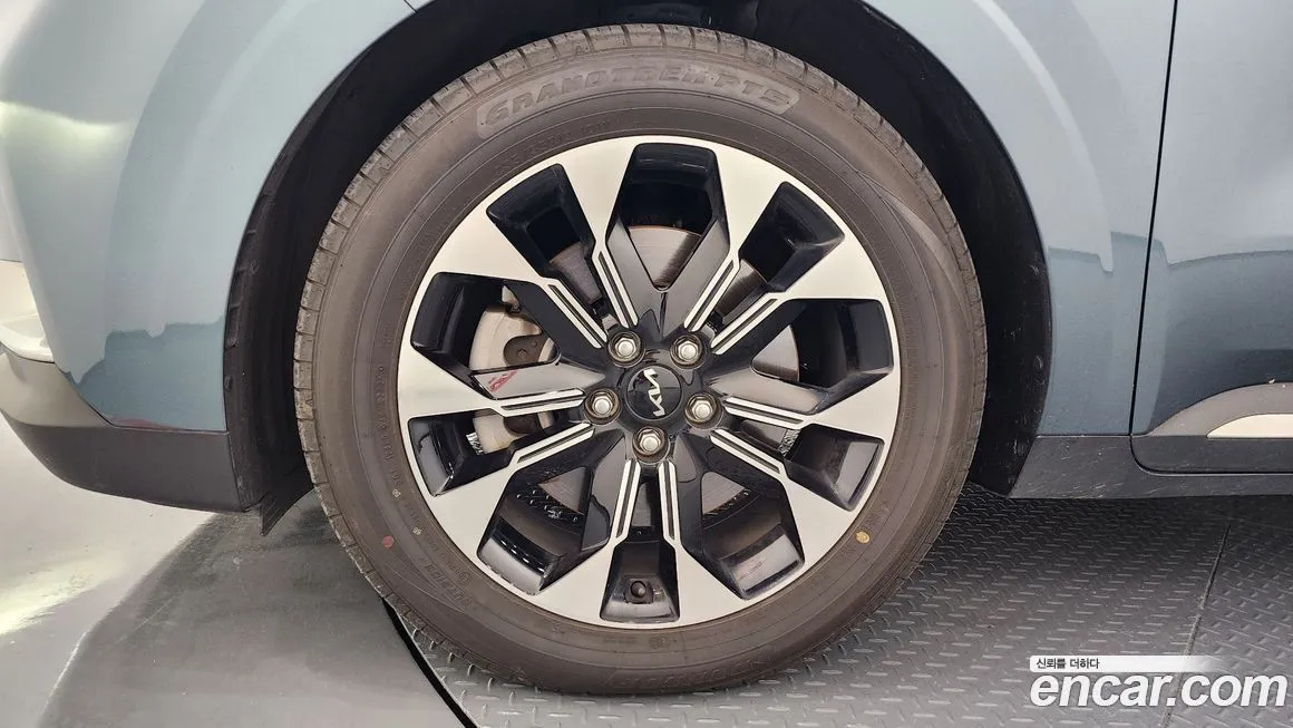 Kia Carnival 2022 из KR, фото 5