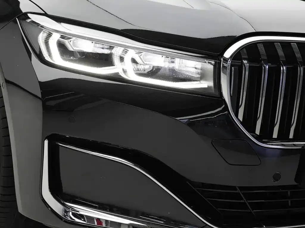 BMW 7 Series 2022 из CN, фото 3