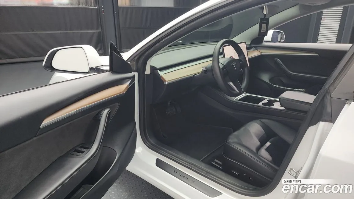 Tesla Model 3 2021 из KR, фото 10